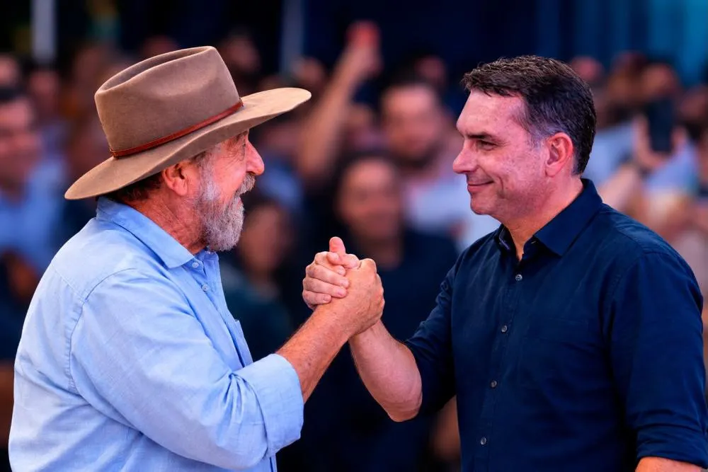 Nelson Barbudo reafirma apoio a Flávio Bolsonaro e defende união da direita para mudar os rumos do Brasil
